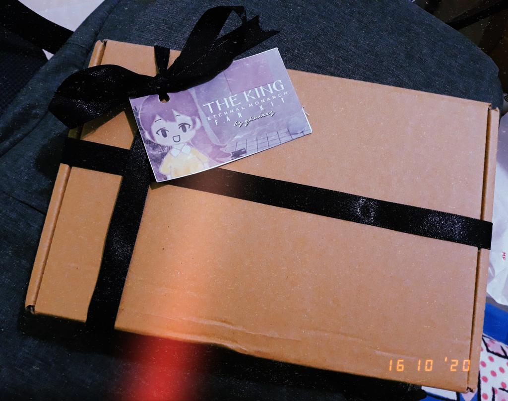 edscredible's tweet photo. Can't wait to open this 🙈🖤
Thank you @qkuizzy https://t.co/OKOBwnoif8