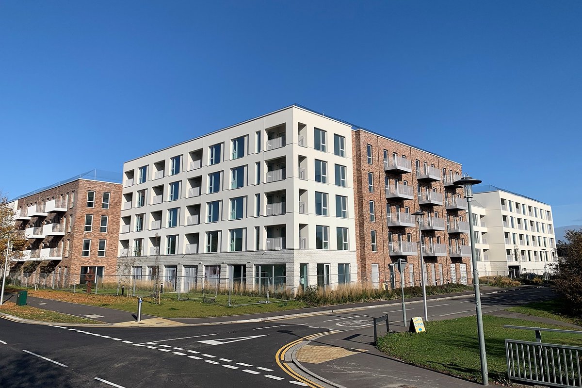 Alliance_Homes's tweet photo. We're proud to announce our intention to purchase the vacant Marina Gardens development in Portishead, to bring forward 127 new affordable homes for sale and rent.

Click here to read the full story 👉 https://t.co/Gy26cJ7sPj https://t.co/Q9pI8XsLZy