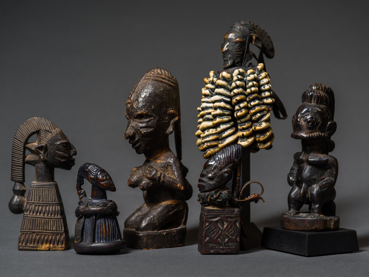 imodara's tweet photo. Collector Spotlight: Thomas Halling
Some might call it an obsession but Thomas' singular focus on art made by Yoruba artists has led to the creation of an exemplary collection with a unified identity. https://t.co/D2EWhnMs1L https://t.co/DhncGvfMvo
