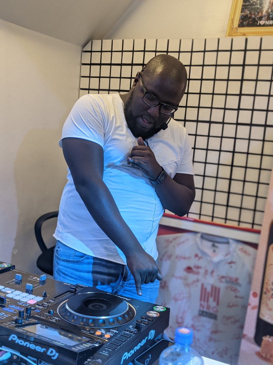 NRG Radio Kenya (@nrgradiokenya) on Twitter photo Tuko on the second hour and the Big Man <a href="/xclusivedeejay/">#ThePeoplezDj</a> anawabeba na mastingo 💯🕺💃
#NRGTotalAccess Tuko on the second hour and the Big Man <a href="/xclusivedeejay/">#ThePeoplezDj</a> anawabeba na mastingo 💯🕺💃
#NRGTotalAccess