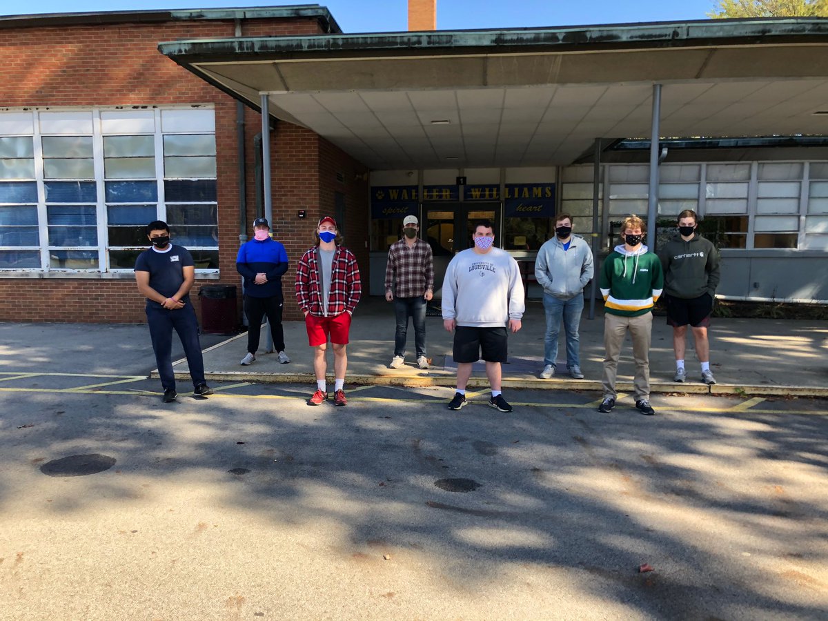 Had fun supporting @Waller_williams environmental school this morning  with <a href="/UofLSAE/">Sigma Alpha Epsilon</a>. Community service at its finest. <a href="/JCPSKY/">JCPS</a> <a href="/UofLIFC/">UofL IFC</a>.