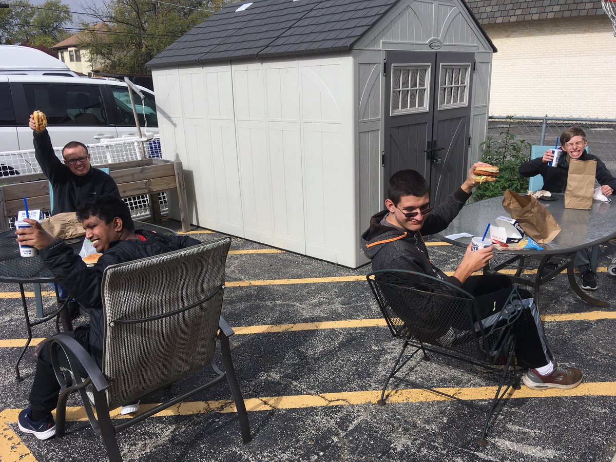 Transition205's tweet photo. Grabbing lunch from @culvers 's is different these days, but these @D205Transition students planned out their budget, transportation and timeframe to make sure that a pandemic doesn't interfere with their desired leisure activities! #IncreaseIndependence #LifeSkillsLifeReady https://t.co/TOG8rM1dA0