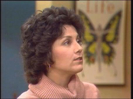 RoseBerni's tweet photo. @AmandaSalas You look like Joyce DeWitt in her early (2nd-3rd) years on Three's Company. https://t.co/5w72lMM62u