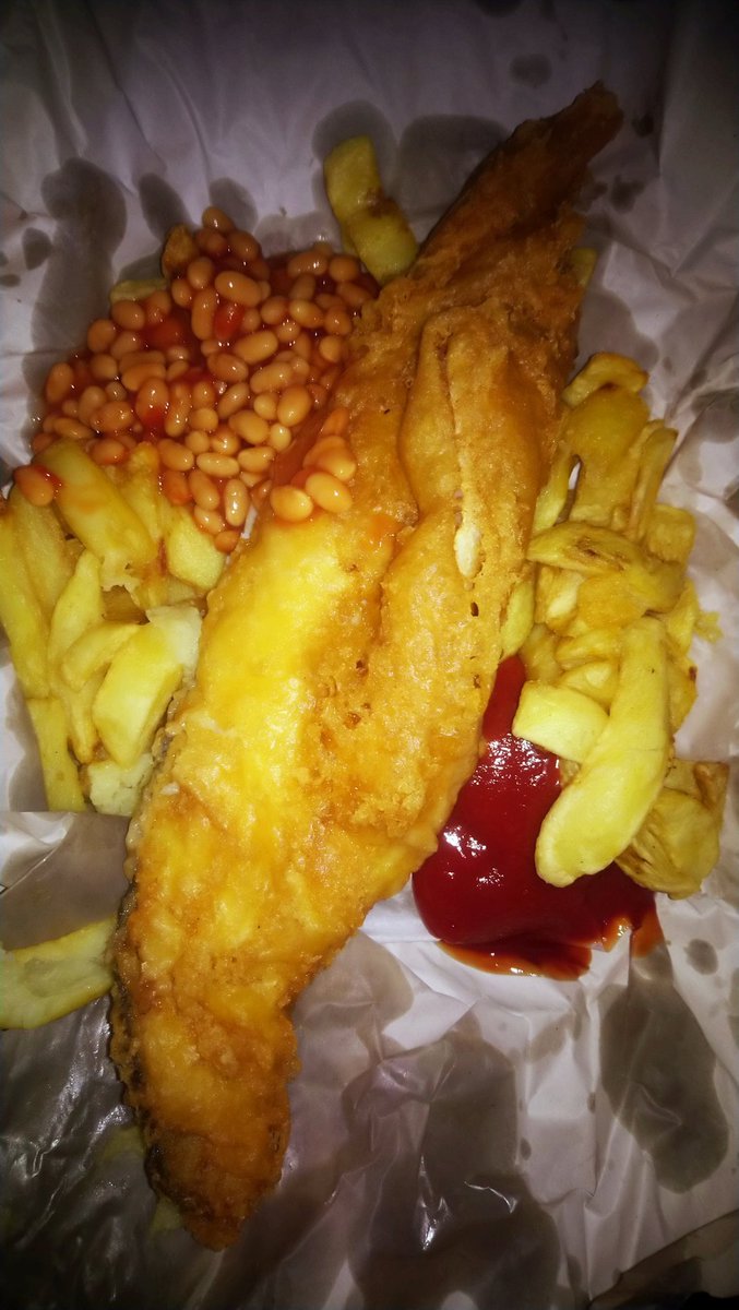 andyflyfisher's tweet image. Well it is Friday night after all, it would be rude not to!
#fridaynight #fishandchips