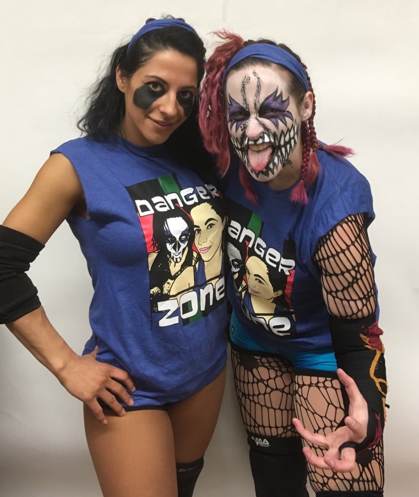 Chris_Moertl73's tweet image. Rep &amp;amp; support @Kc_Spinelli &amp;amp; @WeAreRosemary by getting this awesome &amp;amp; comfortable #DangerZone tee asap! Design by the talented @maria_tattoo13   

demonxbunny.com/product/danger…

@DemonxBunny 
#SupportTwoScoops
#TheDemonAssassin
