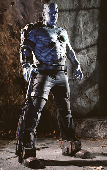 MOVIE TRIVIA: Did you know that Cruiser himself, <a href="/shuhen/">shuler hensley</a>, also played Frankenstein’s Monster opposite Hugh Jackman  in Universal Studios’ #vanhelsing?

#CruiserFilm is out now on VOD! #horror #HorrorMovies  #outnow #filmcommunity #film #HorrorFamily