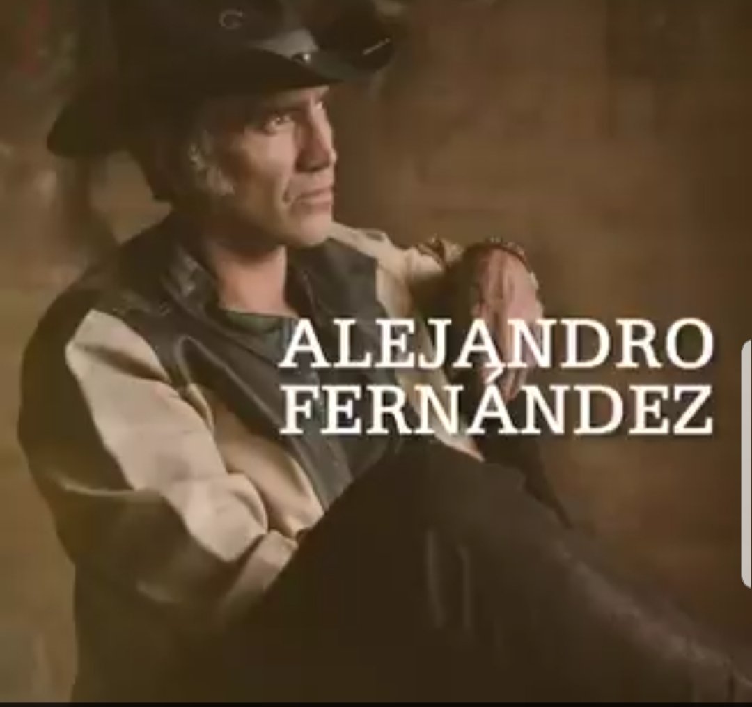 ozcla's tweet photo. @alexoficial AYA YA YA YYYY!!! #alexoficial ÉCELEEEE CHIQUILLO 🎤🐎 ME ATRAPAS #CABALLERO QUE RRRICAAA VOZ!!!! 😊😍 #smuack 😘😘😘 @lasseven🔝 https://t.co/i21MYiLB4I