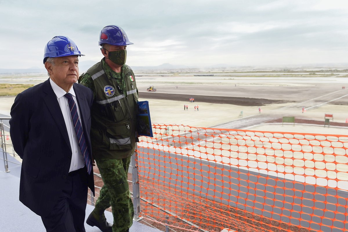El avance de 40 por ciento en la construcción del Aeropuerto Felipe Ángeles, a un año del inicio de la obra, demuestra la capacidad de los ingenieros militares.
Estamos seguros de que lo inauguraremos el 21 de marzo de 2022 en beneficio del pueblo.
https://t.co/TMNKKzNaZs https://t.co/8sFN3DFlSu