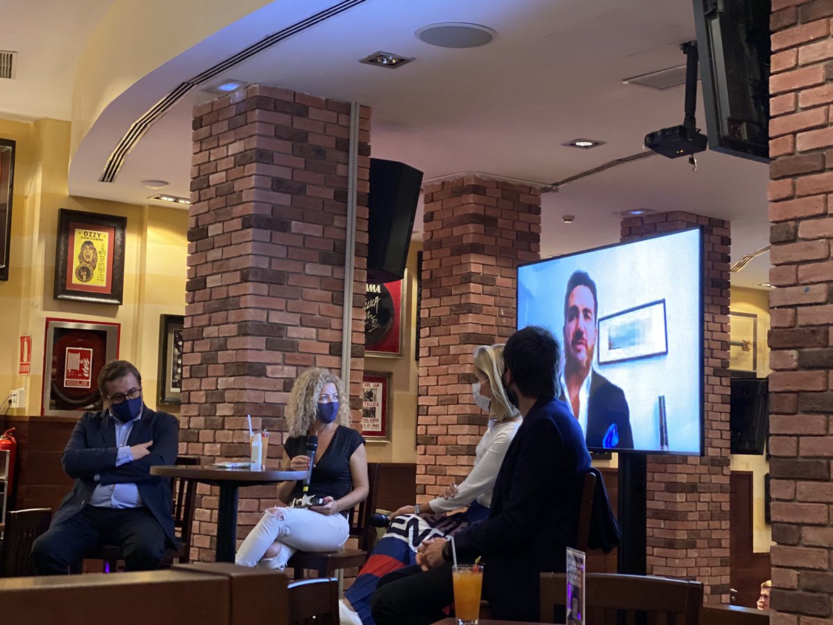 pidelaluna's tweet image. ¿Presenciales o digitales?
 
#CoachingSessions en #HardRock