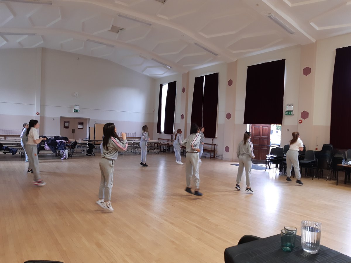 dccsportsrec's tweet photo. Our first GAGA dance-fit session this morning with transition year students from Mercy Beaumont. 💃
GAGA is run in association with CYPSC Dublin North and funded by @HealthyIreland.
@TYMercyBeaumont @CypscIrl
#GAGA #GetAllGirlsActive https://t.co/6pmuW3KWmE