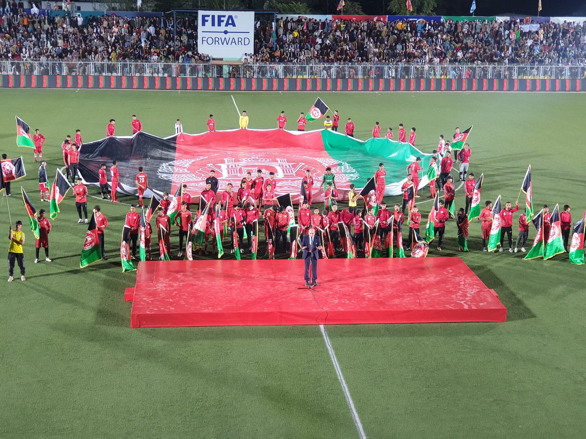 سخنرانی معین وزارت اطلاعات و فرهنگ در مرحله نهایی فصل نهم لیگ برتر افغانستان 

#TOLOTV #طلوع #لیگ_برتر_افغانستان #AfghanPremierLeague