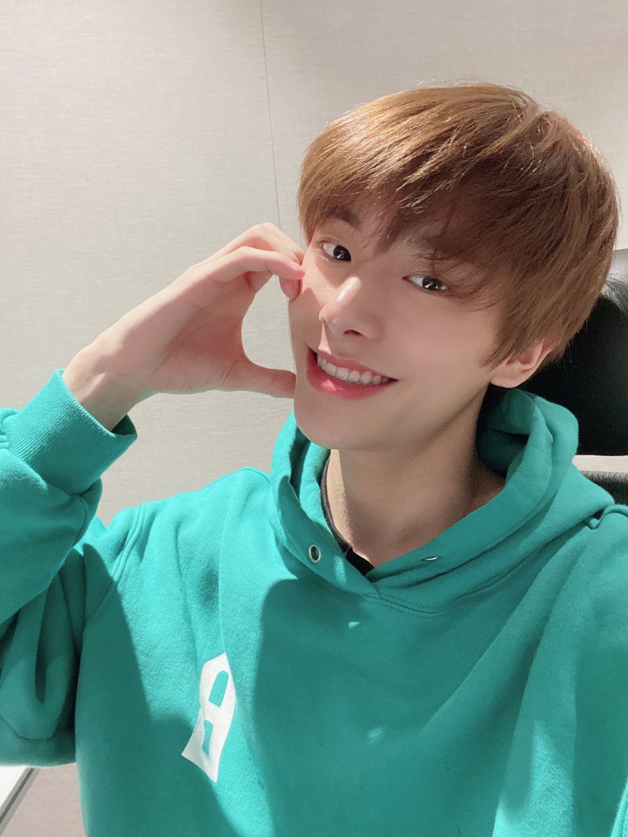 jake: the loaded classmate. the top student. quiet but can be a dork too. he& #39;s loaded so he& #39;s very generous to his other classmates and he treats them well. human calculator. teaches his other classmates whenever they need help. a very helpful tutor. an actual angel.