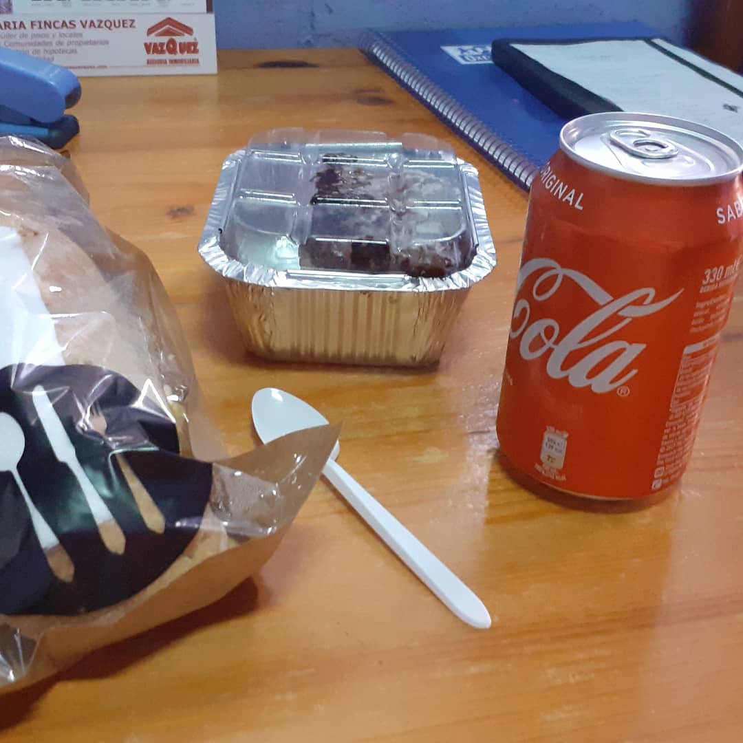 MarcelPellejero's tweet photo. Perquè amb ells sempre la vida puede ser i és maravillosa take away i aguanteu bars del país @MadisonBadalona el Bar de @elcircol... @ForquillaBDN https://t.co/Muf3t11Vke