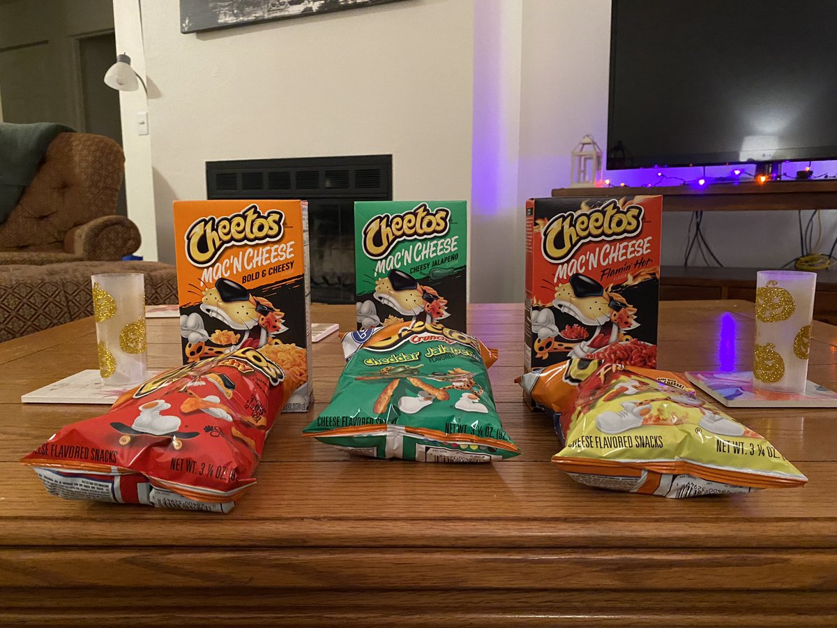 ChowDownPod's tweet photo. In this episode, Jonny, Emilie and Maddy eat and review Cheetos Mac n' Cheese so you can go get them. Maybe. They also talk about wine pairing with Cheetos, Oprah's binge eating habits, not being sponsored, and more.

Listen to it on Apple Podcasts, Spotify and more. https://t.co/80ccg5BcxC