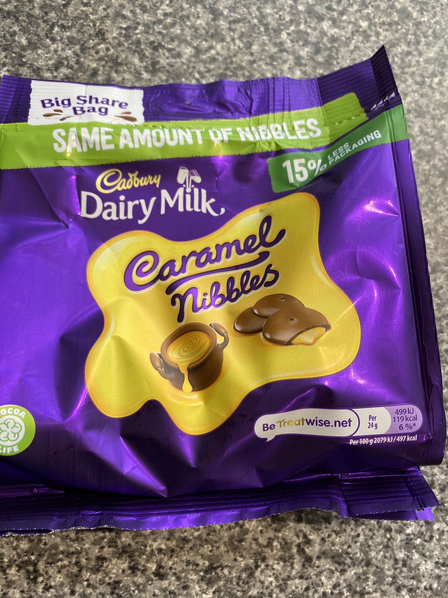 StaceyHumm's tweet photo. Daughter has been asking for @KITKAT for ages. Just bought two from @sainsburys to find they are both out of date! Will have to have @CadburyUK #caramelnibbles for #fridaytreat instead. https://t.co/OwZkZ3KZcd