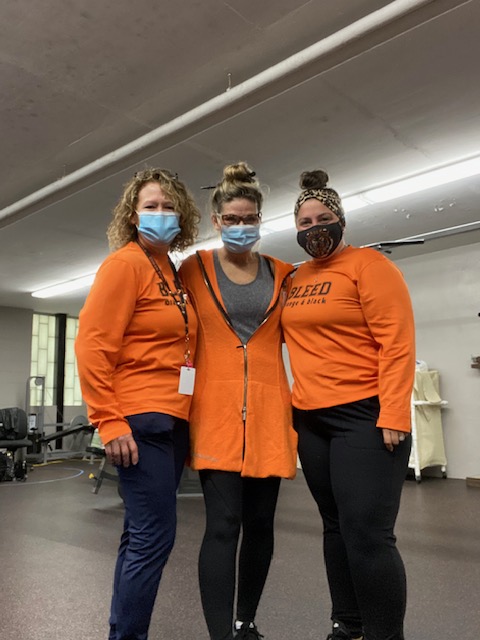 dimanbengals's tweet photo. Our phys-ed/health department showing off their Unity Day attire! #DIMANcommUNITY https://t.co/svFVDFI802