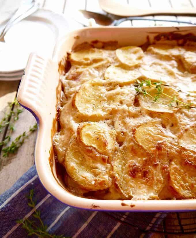 PerchanceToCook's tweet image. I could go for some of this Whole30 Dairy-free Potato Gratin for dinner tonight...it's nut-free as well, which is great for those with nut allergies ( like me :) )

perchancetocook.com/whole30-dairy-…