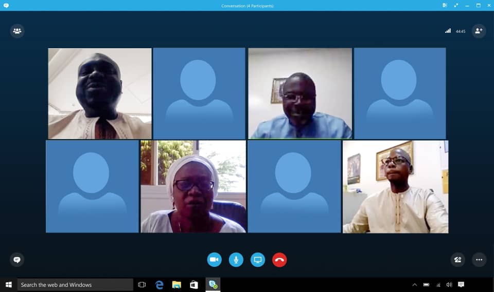 Meeting des Managers (124 participants) <a href="/Orange_Mali/">Orange Mali</a> en mode visio, piloté par <a href="/BrelotteBa/">Brelotte Ba</a>: félicitations pour les excellents résultats à fin septembre, montée en puissance sur les projets centraux et remobilisation pour le dernier sprint. #plusfortsensemble #PE2022 <a href="/hadjanita/">Hadja Diarah-Keita</a>