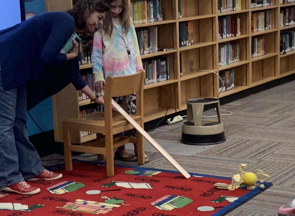 DFLLibrary's tweet photo. after reading Runaway Pumpkin, our engineers designed walls to stop pumpkins, both big and bouncy &amp; solid and small. #GearUp4STEM #DFL https://t.co/f7QSRroqf7
