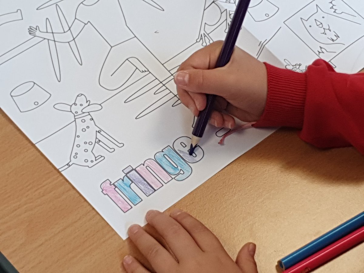 As the old saying goes, the Fringe isn't just for August – so we've stocked our Fringe Shop for occupying kid-sized attention spans this October break!
We've got Fringe-themed fun and games, including bouncy balls and large-scale colouring-in projects 🎨
https://t.co/HRzjO2ZRGU https://t.co/PbA05sMxtM