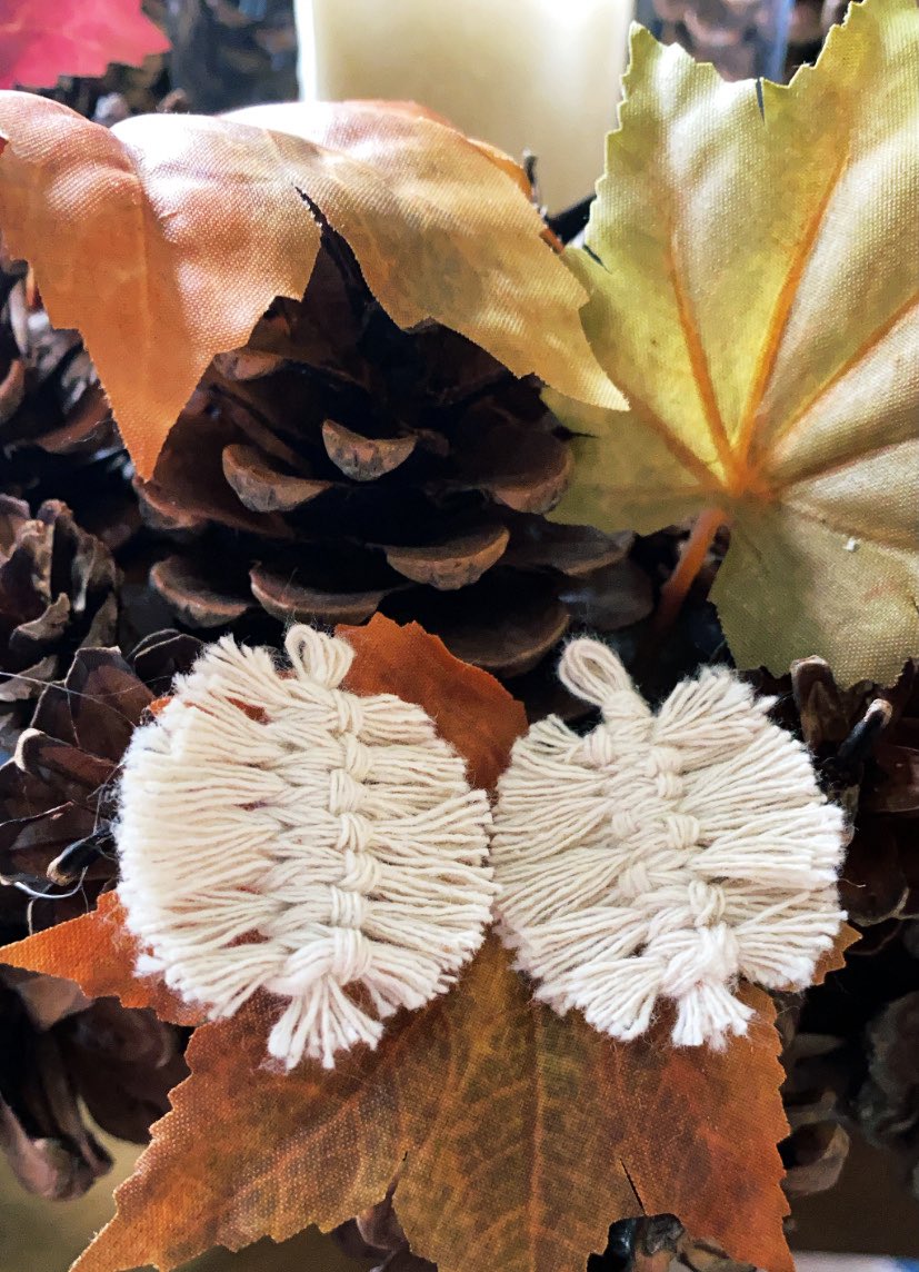 positivleyzen's tweet photo. New jewellery collection coming at ya! So excited to be branching materials! #EtsySocial #macrame #autumnfalls https://t.co/gI76jDX4gP