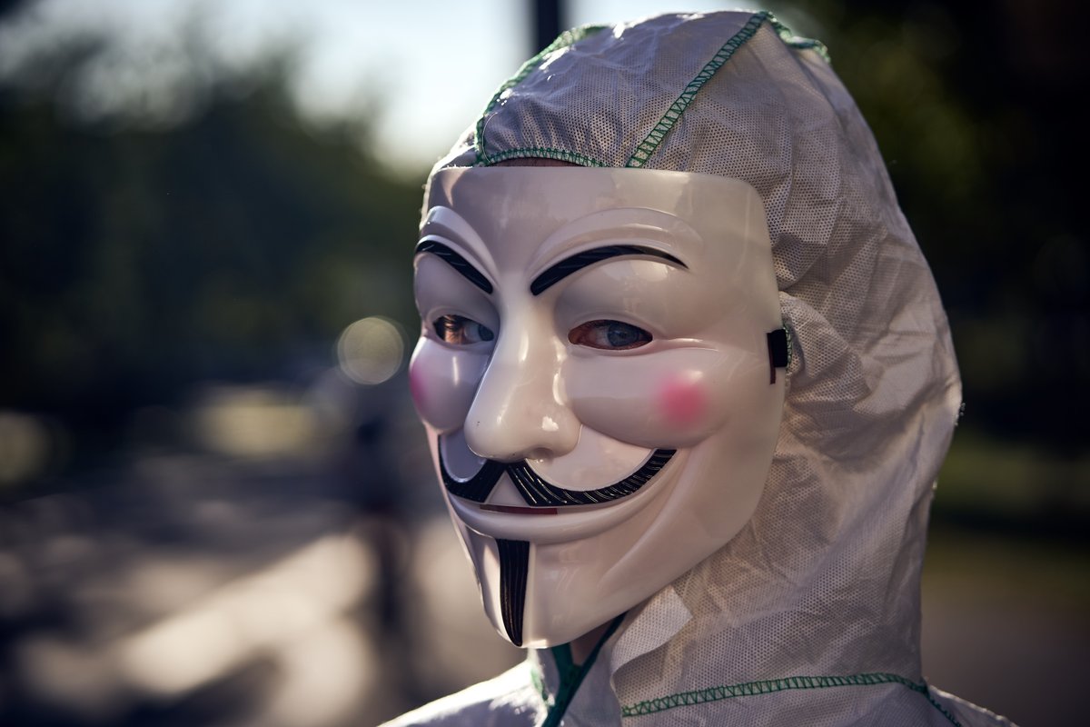 DIE BÜHNE DD tweet media