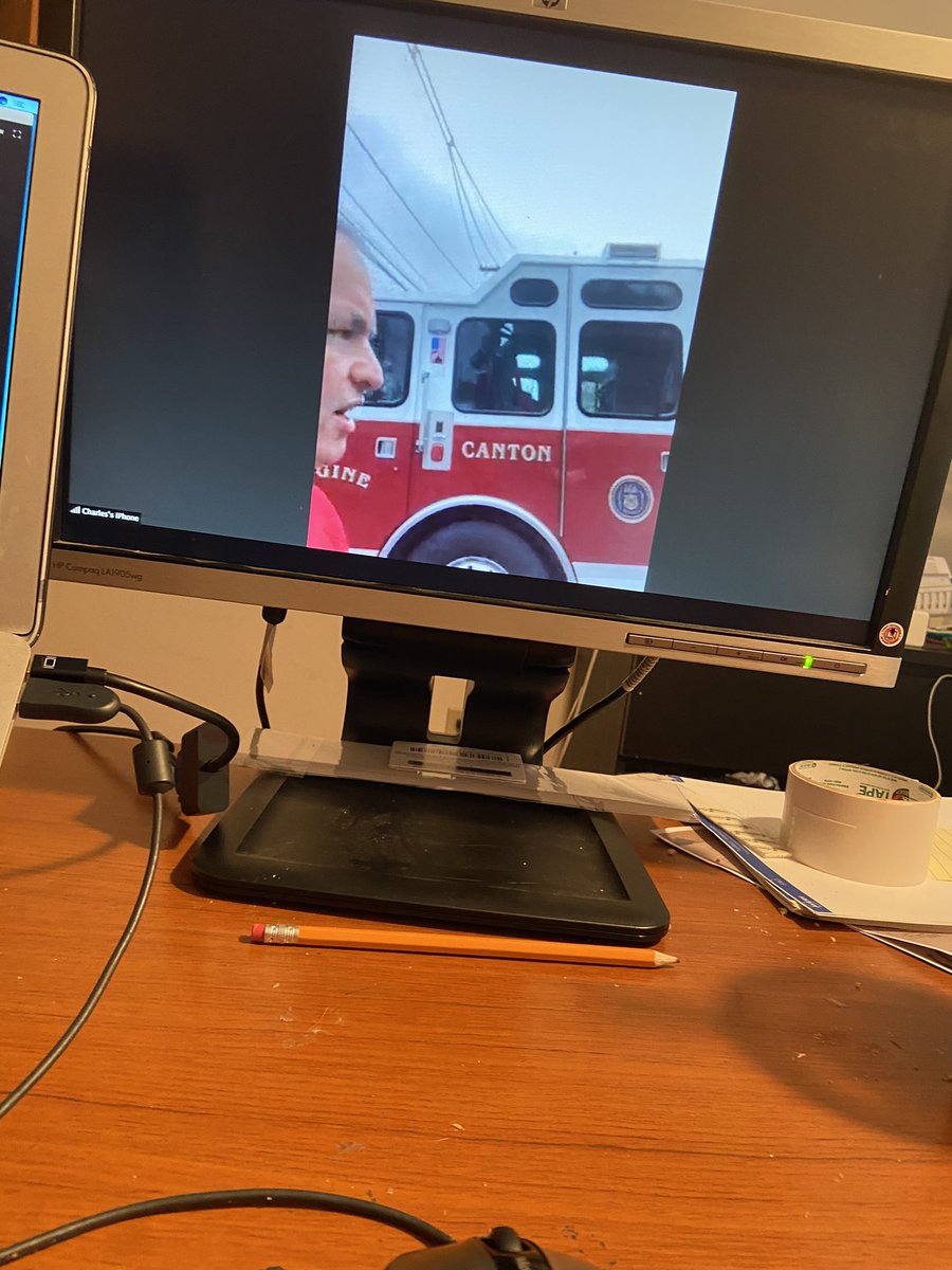 CourtneySong_'s tweet photo. @CantonFire1 giving the RLP Kindergarten a virtual Firehouse Tour! #community #cantonpride @CantonSuper @CantonHSnews @KINDergartenCPS https://t.co/Vsl02O1y7W