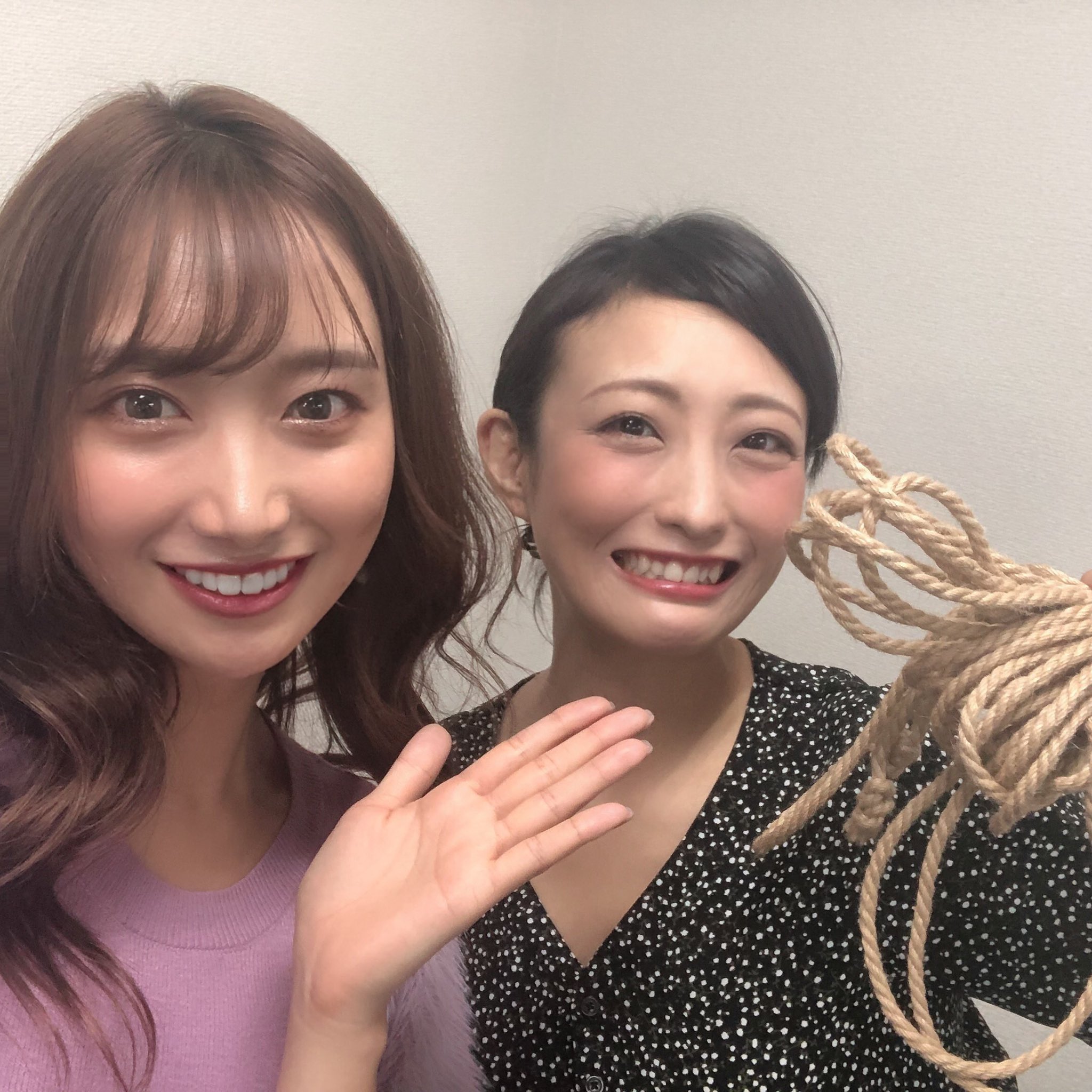 神納花 のNew Episodeが配信されました✨ 今回のゲストは、緊縛のプロ！ 神納花さん💋 緊〇サロン！？初体験の癖がすごい！！？etc..色々聞いちゃいました🙈！ チェックしてね🥳💜  https://t.co/ZzMaBtIp6y https://t.co ...