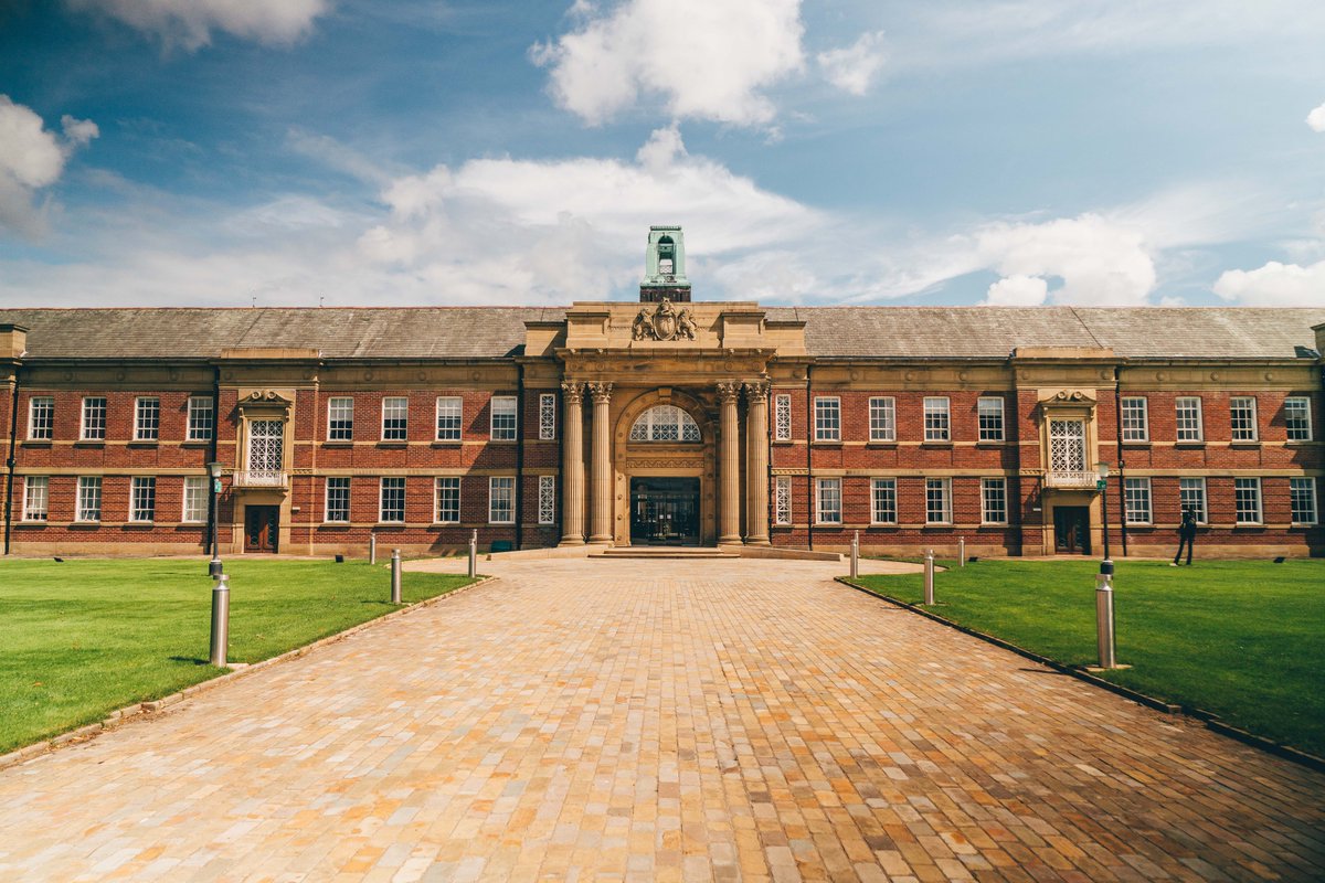 As you may have seen, Lancashire has now joined Merseyside and will be entering a Tier Three lockdown as of Saturday 12:01am.
⁣
As always, your Students’ Union is here to support you, whether it’s through our Advice Centre, the Student Officer Team, or front-facing services [1]