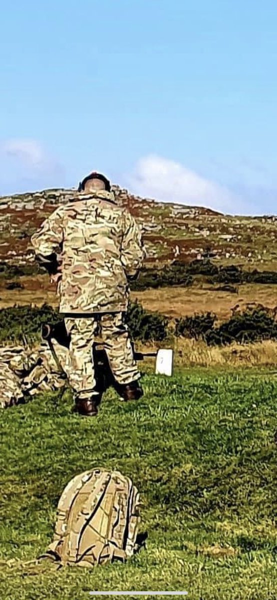 CornishShortie's tweet photo. A while since my last post, apologies! And now I can finally say I have completed my AIC, and finally wearing stripes! Amazing bunch of people for the week, a non residential way of completing our AIC to help mould the future of cadets. #armycadetforce #SWACF #CornwallACF https://t.co/ZjBpRrtzVi