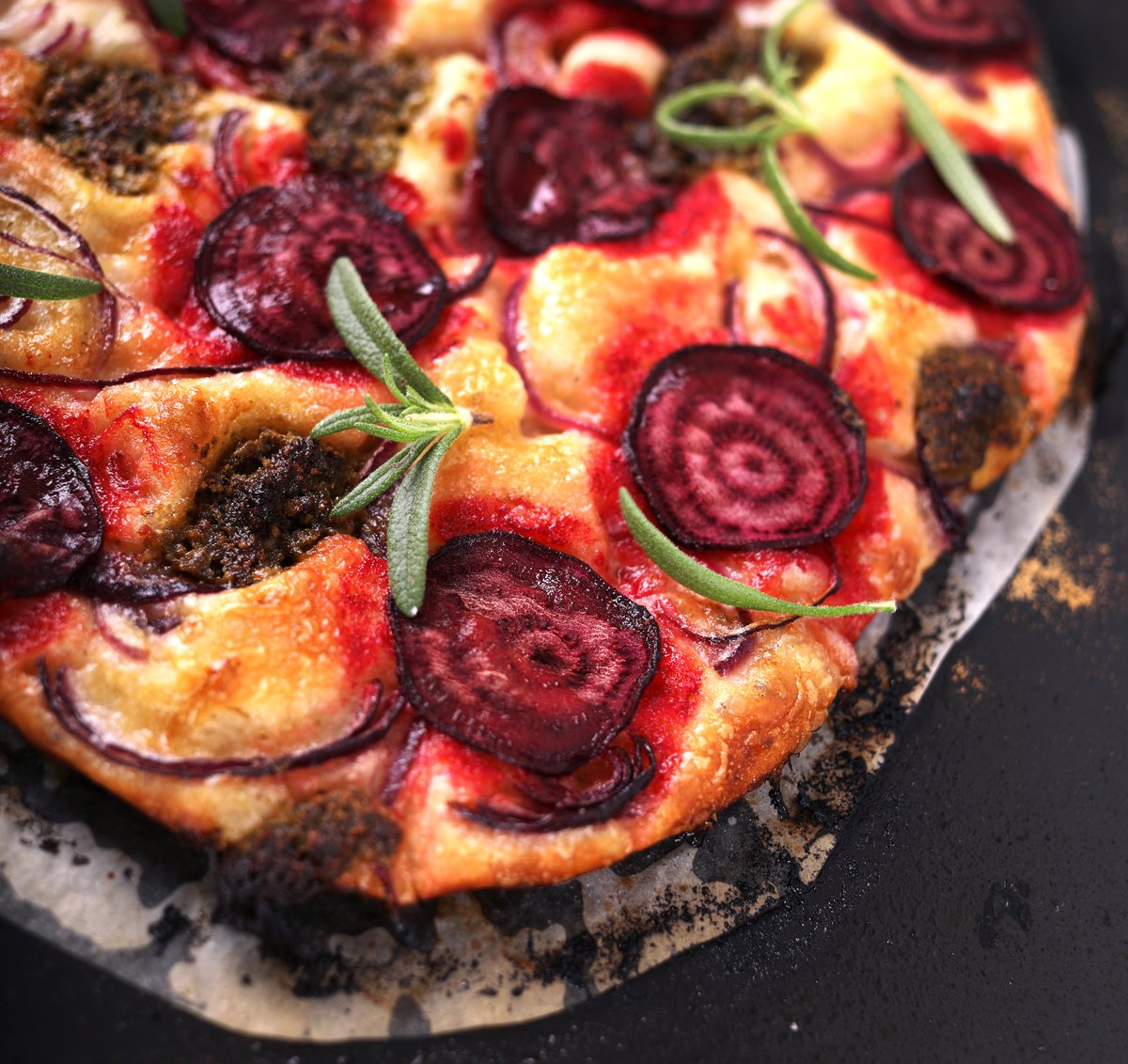 veganmisjonen's tweet photo. Jeg sier bare: BEETZA! https://t.co/5A1WLr30PM https://t.co/xG8PRnzmV3