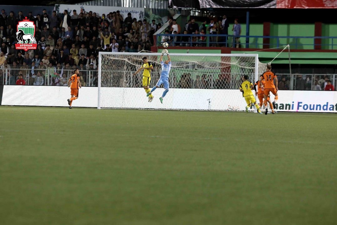 What a match, are you watching?
#AfghanPremierLeague #APL #APL2020 #TOLOTV #APL #National_fuel_corportation #Predator_Energy_Drink #NabizadaCharityFoundation #FIFA #AFC #RahmaniFoundation #AFF #OneVoiceOneNation #ACCI