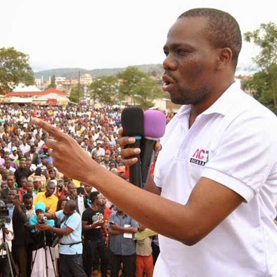 0x_promoyt's tweet image. ZITTO: NITAMPIGIA KURA LISSU

Kwa nafasi ya Rais wa Tanzania, Mimi Zitto Kabwe, nitapiga kura Tundu Lissu. Huyu ndiye mgombea wa upinzani ambaye ana nguvu ya kumshinda mgombea wa chama tawala, amefanya kampeni nchi nzima, mwitikio wa wananchi kwake ni mkubwa - Zitto Kabwe