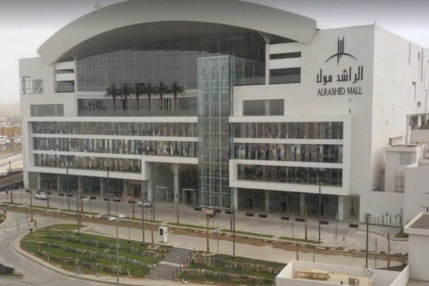 خميس مشيط نيوز على تويتر قريباً في الراشد مول افتتاح أول سينما للشركة العالمية إمباير سينما في المنطقة الجنوبية في الراشد مول بأبها والتي ستحتوي على صالات عرض نموذجية وقاعات آيماكس وقاعات.