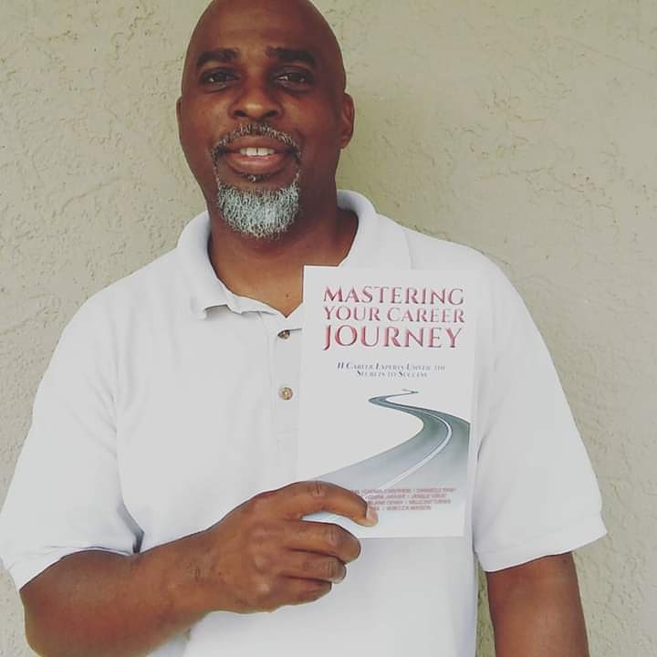 DebracaRussell's tweet photo. Did you grab your copy yet?!?!? Don't worry, you can at https://t.co/L7SlyRbd67.

#careercoach #author #agapeccg #business #professionalmen #professionalwomen #careercoach #interview #preparation https://t.co/sQI55HHpKq