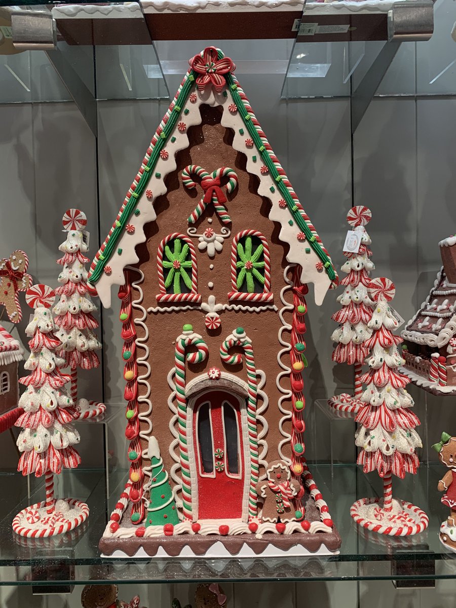 TheWrappergifts's tweet photo. All NEW gingerbread houses to build your collection. 

The Wrapper at South Coast Plaza is now open! 

Same location as last year on level 2 near Starbucks, across from Din Tai Fung. 

Mon-Sat 11am-7pm 
Sun 12-7pm

 #gingerbread #collectibles #christmas #holidays #traditions https://t.co/CgwE91twmc