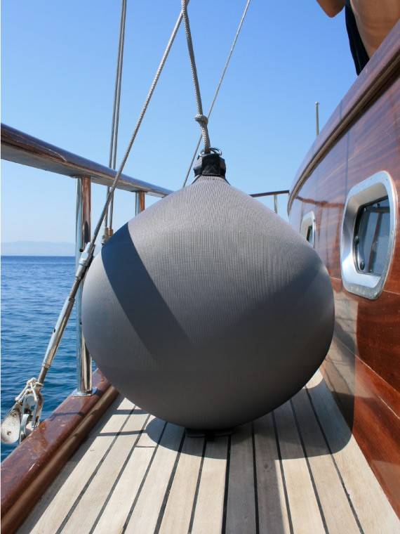 theNavisor's tweet photo. Fendertex inno textile inflatable fender https://t.co/Zw0P3mNefZ
