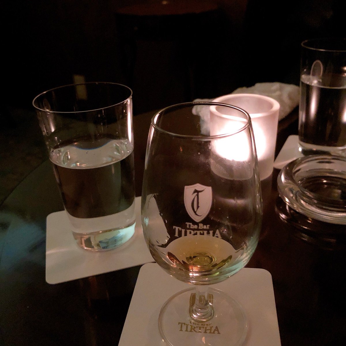 3001bdnab's tweet photo. 昨日は会社のお金でお酒飲んだので大変に美味しかった。2軒目で前から気になってたbar TIRTHAにも行っちゃいました。
昨日のセトリ
#竹鶴 → #余市 → #宮城峡 → #山崎 → #Ardbeg #Blaaaack → #Deanston 21y 信濃屋プライベートボトル #twlc https://t.co/zQaqpJzub4