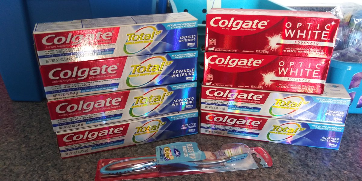 TraceyDrakeESE's tweet photo. Thanks MsBarnes and Colgate for the numerous tooth care items such as toothbrushes, toothpaste, and mouth wash. It truly takes a village for our students! https://t.co/9plLvjs5uf