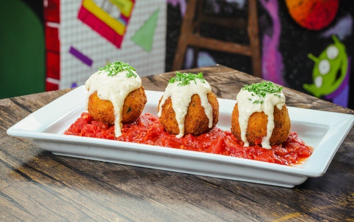 You know what they say, "deliciousness comes in threes ."
...
#ParkSquareSocial #Fishhawk #Lithia #FLEats #FloridaEats #FloridaFoodie https://t.co/zWGbnlR56Y