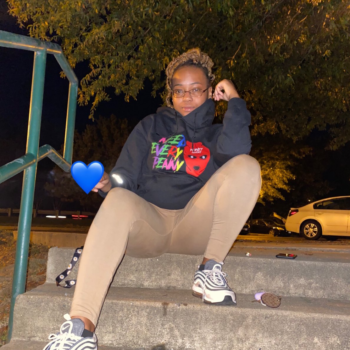 AlmightySelma's tweet image. Look light huh, but it’s heavy doe💙