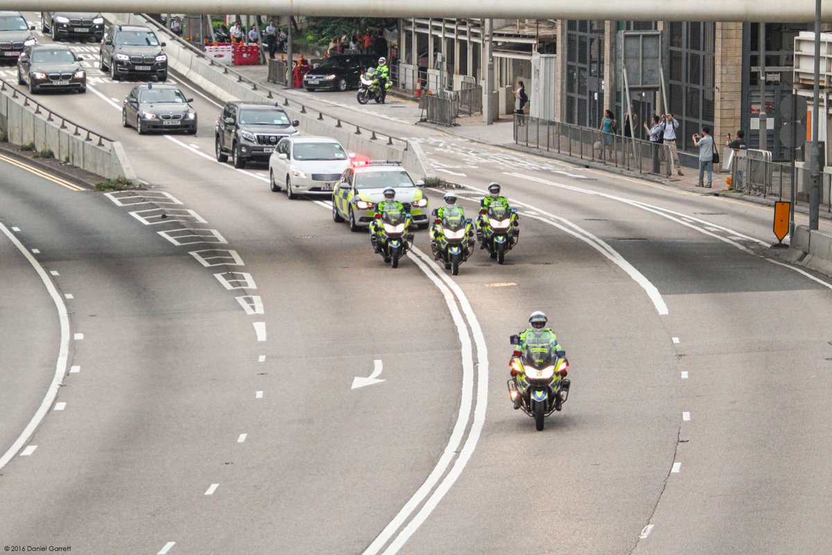 DanGarrett97's tweet photo. @dr_CatKo Reminds me of #ZhangDejiang #NPCSC chm visit #HK in '16. Walked behind sum cops through a #HKPF cordon all the way fm WC 2 ADM photographing cuz their "no entry" signage was shat &amp; no cops challenged me until #LegCo. After ID check &amp; "scolding" they told me to scam, 2 late tho... https://t.co/60dQlMpQCP