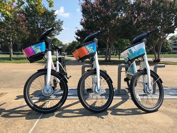 Looking for something fun to do this weekend? Our Bike Tour is the perfect Saturday morning or Sunday pre-brunch activity (you gotta earn those #chickenandwafles!) Call or visit our website for tickets
#exploreMemphis #bikeMemphis #getmovingMemphis #fallactivity #IloveMemphis