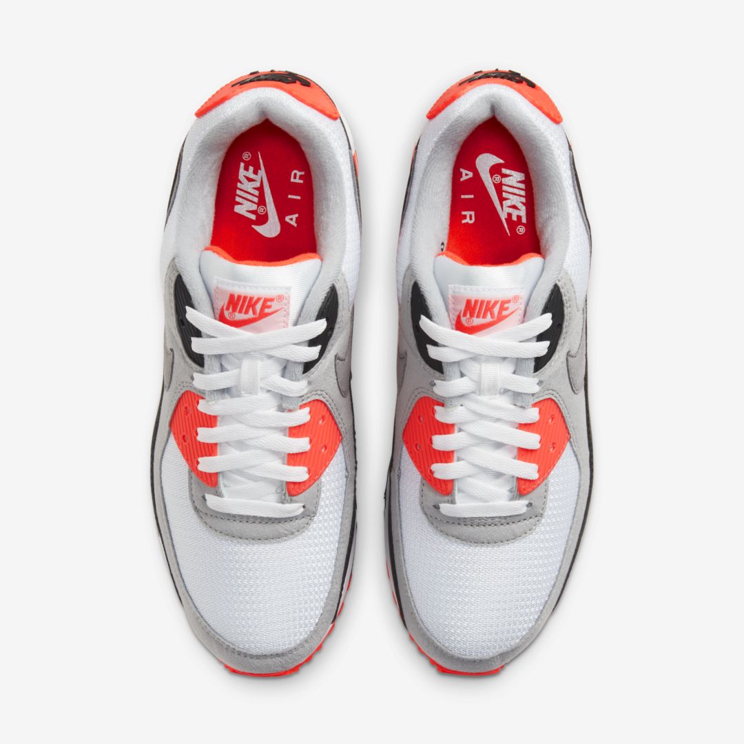 J23app's tweet image. Official Images: Nike Air Max III "Radiant Red"