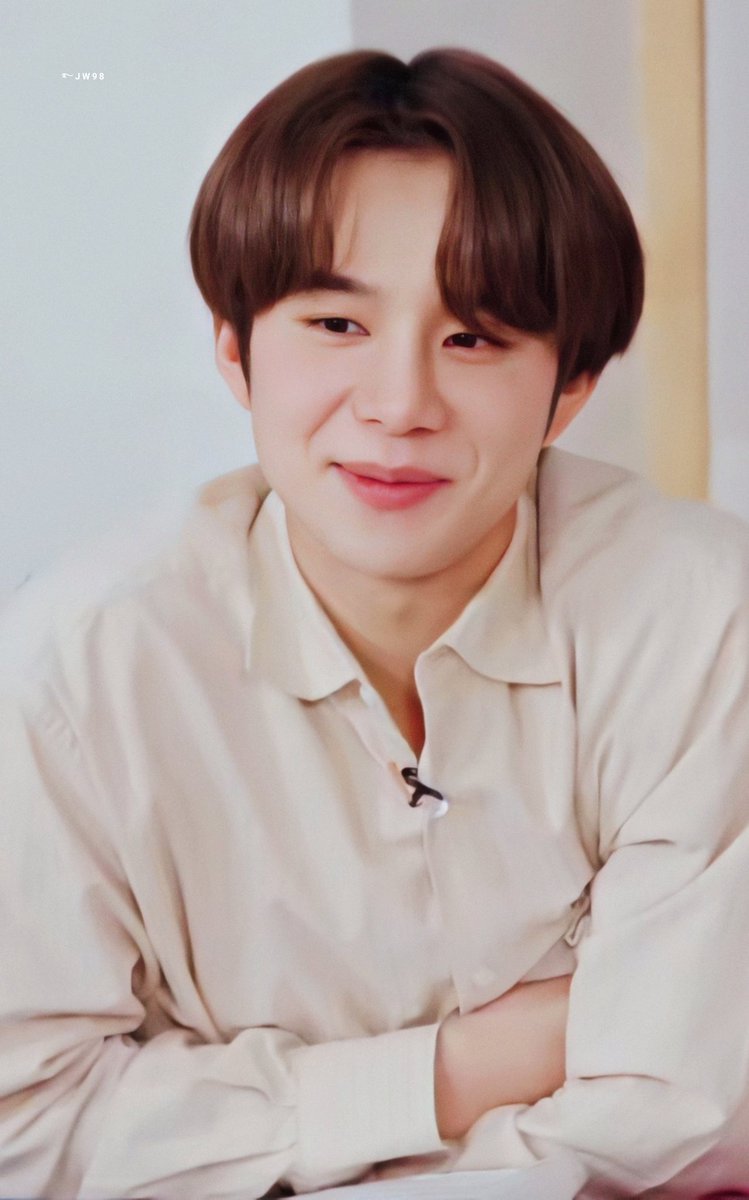 jwnct127's tweet photo. He is the prettiest ♡

#JUNGWOO #정우 #NCT127 https://t.co/nhHXYQ3MHi