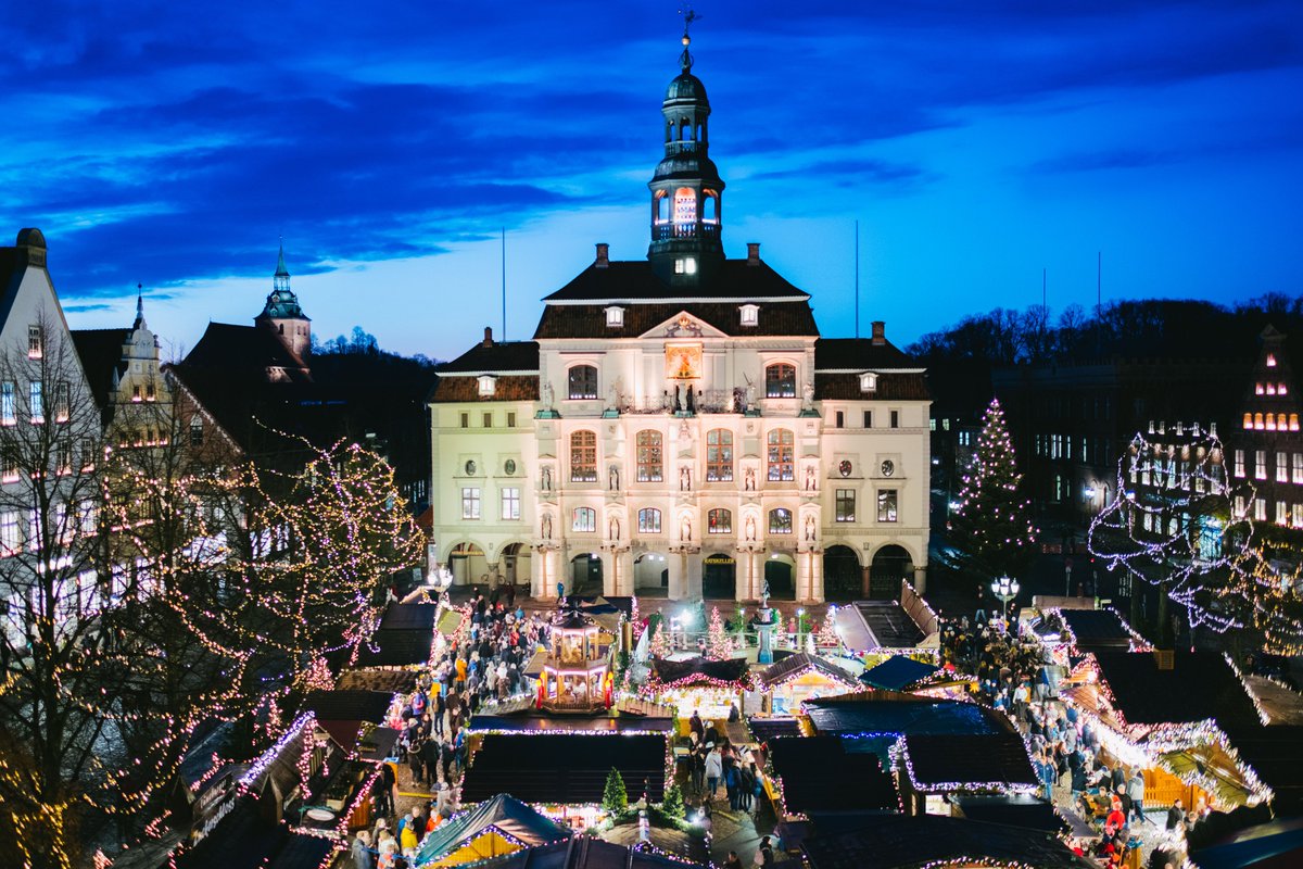 Alle aktuellen Informationen und Planungen zur Weihnachtsstadt Lüneburg findet ihr in der aktuellen Pressemitteilung der Hansestadt Lüneburg: hansestadtlueneburg.de/Home-Hansestad…

Foto: Mathias Schneider