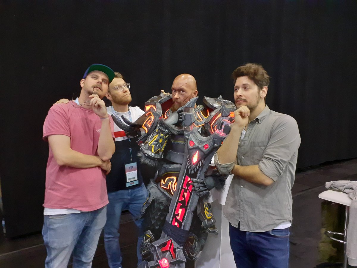 Schon wieder 1 Jahr her 🙈 Danke für diesen Moment Jungs :) <a href="/EtienneToGo/">Etienne Gardé</a> <a href="/boedefeld_/">Nils Bomhoff</a> <a href="/Bimon/">MON</a> 
Ich hoffe wir sehen uns nächstes Jahr zur MAG :)