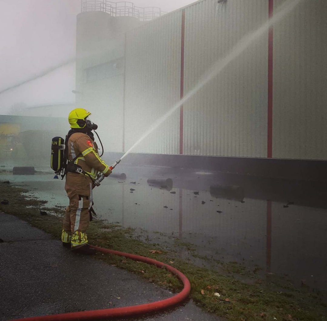 👨‍🚒 🎓 - GESLAAGD!

Robert Schatorje heeft vandaag met goed gevolg zijn laatste examen binnen de opleiding Manschap A afgerond. Hiermee is post Belfeld opnieuw een brandweerman rijker!

Van harte gefeliciteerd! 🥳