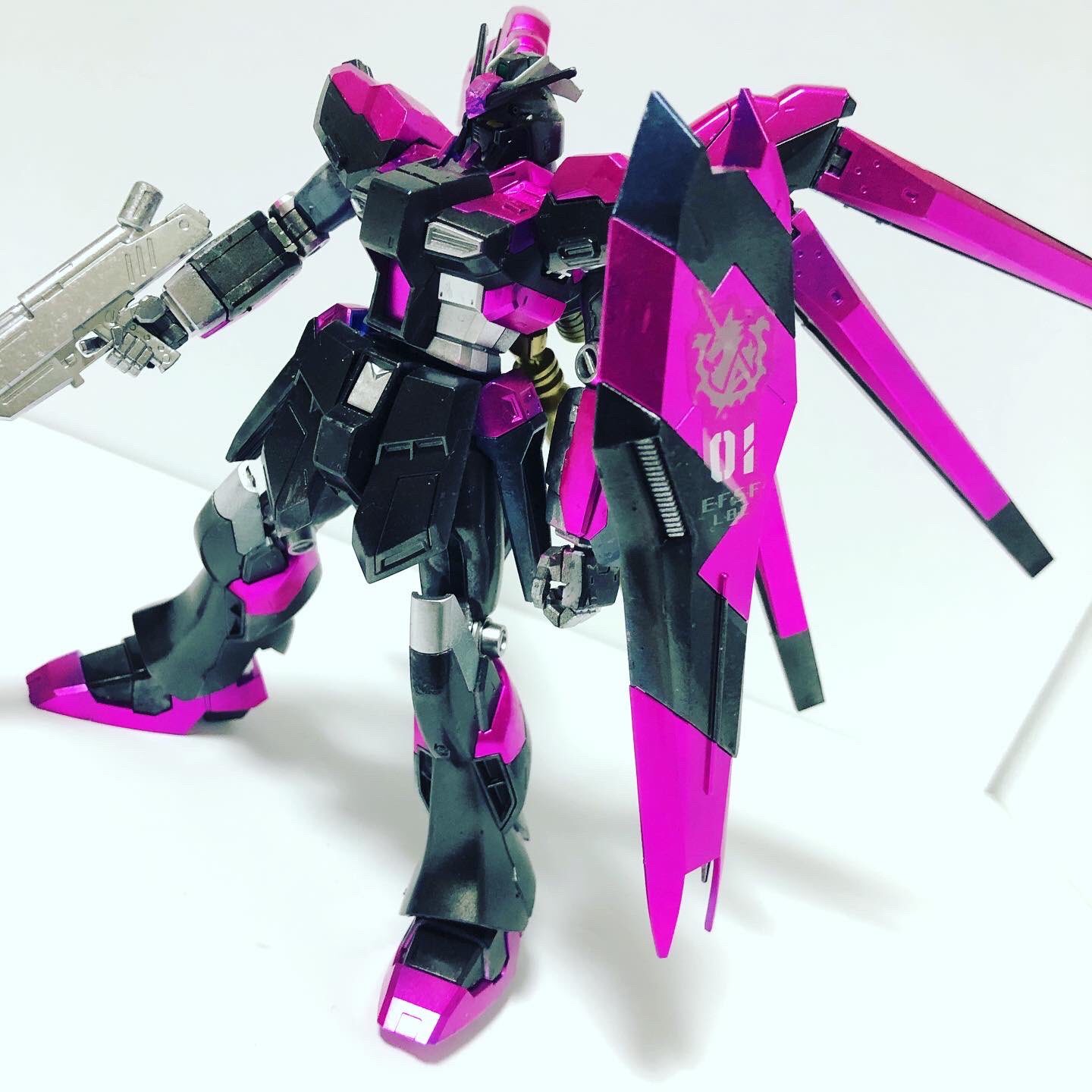 Nattogx Hi Nガンダム 全塗装してみました このキットとっても楽しくてカッコイイ 新しく出たガンプラマーカーのメタリック塗装使いました やはりメタリックはカッコいい まだまだ塗装は慣れませんがカッコよくできたので満足 Hi Nガンダム Nattogx Hi Nガンダム 全塗装してみました このキットとっても楽しくてカッコイイ 新しく出たガンプラマーカーのメタリック塗装使いました やはりメタリックはカッコいい まだまだ塗装は慣れませんがカッコよくできたので満足 Hi Nガンダム