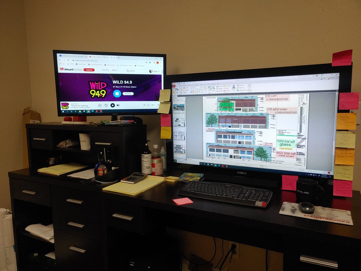 javierbernardo's tweet photo. @Graham949 lets get this friday over with already... Still going to the office... #onlyonehere https://t.co/3RBdOxoujJ